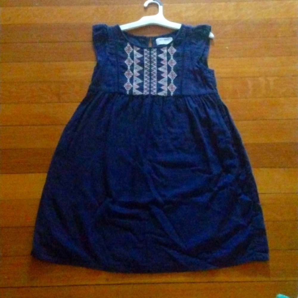 Girls dress